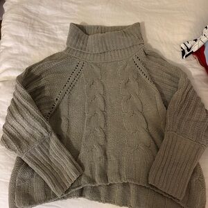 Cozy Cable Knit Turtleneck Sweater - Green